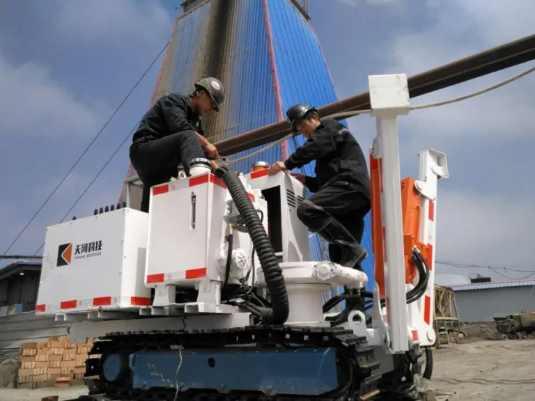 新庄煤矿首台喷浆机器人顺利入井服役