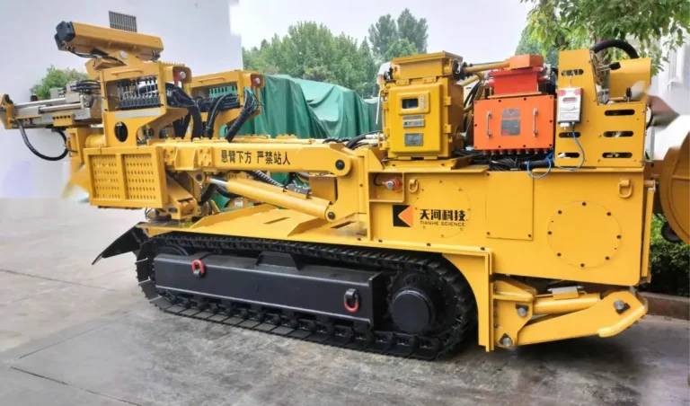 阳城煤矿首台液压锚杆钻车在-650南翼新总回风巷启用